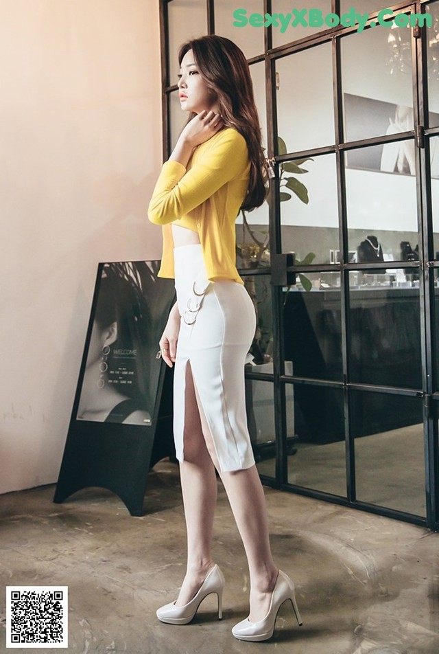 Beautiful Park Jung Yoon in a fashion photo shoot in March 2017 (775 photos)