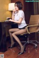 TouTiao 2018-01-27: Model Ya Wen (雅雯) (32 photos)